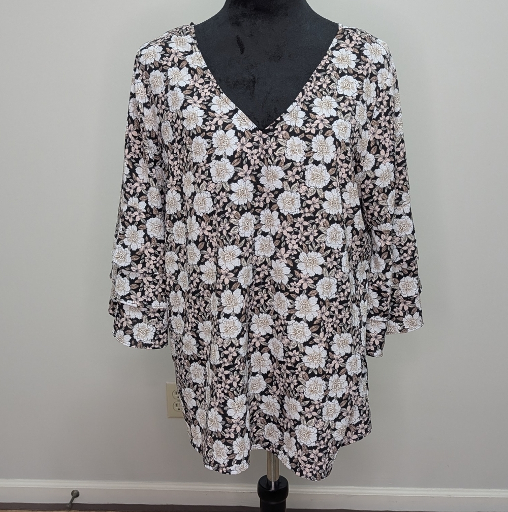 roz & Ali Floral V Neck Black Pink XL Flowy Lightweight Top